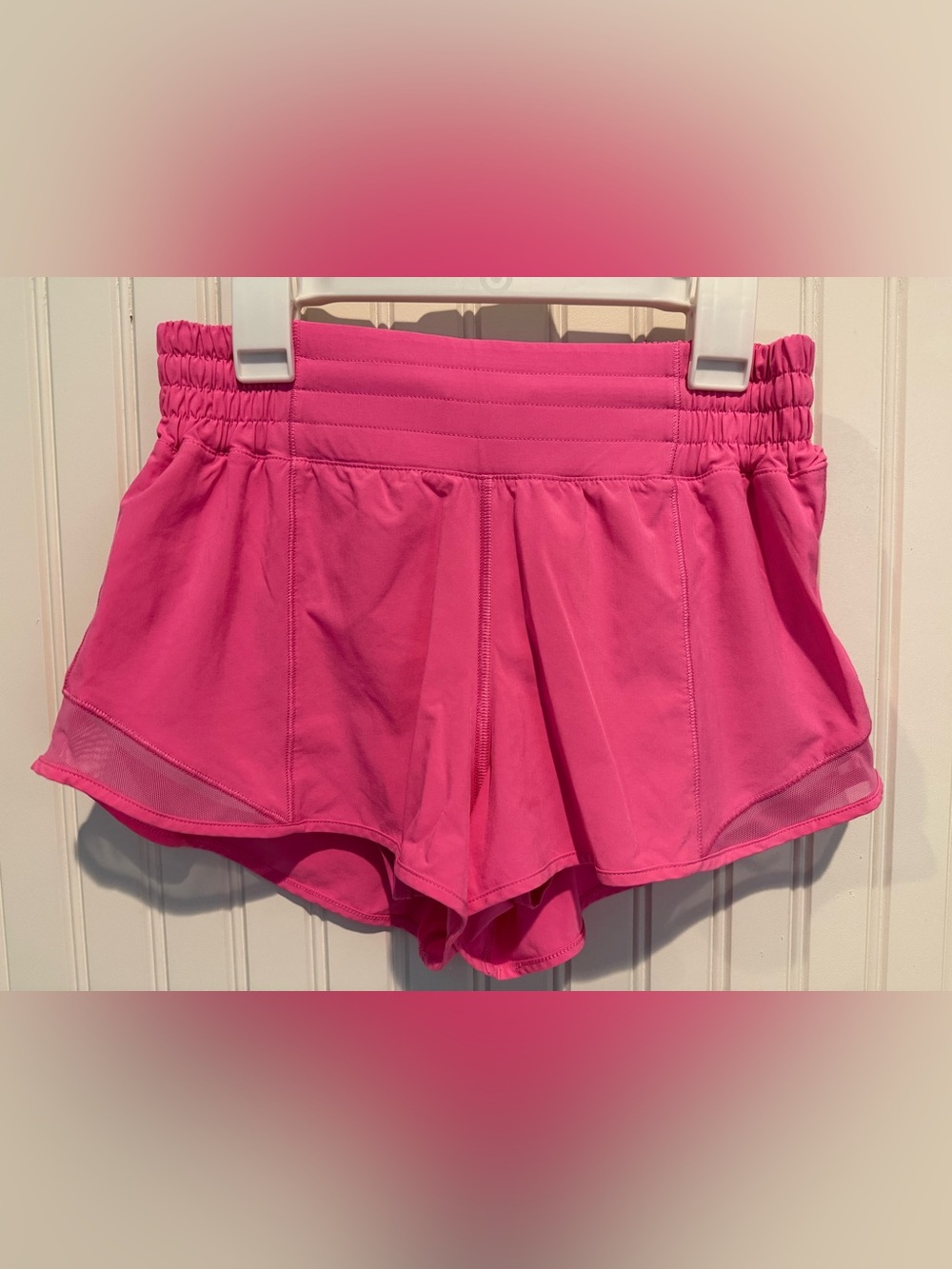 Lululemon Hotty Hot High-Rise Lined Short 2.5" Dark Prism Pink Size 4